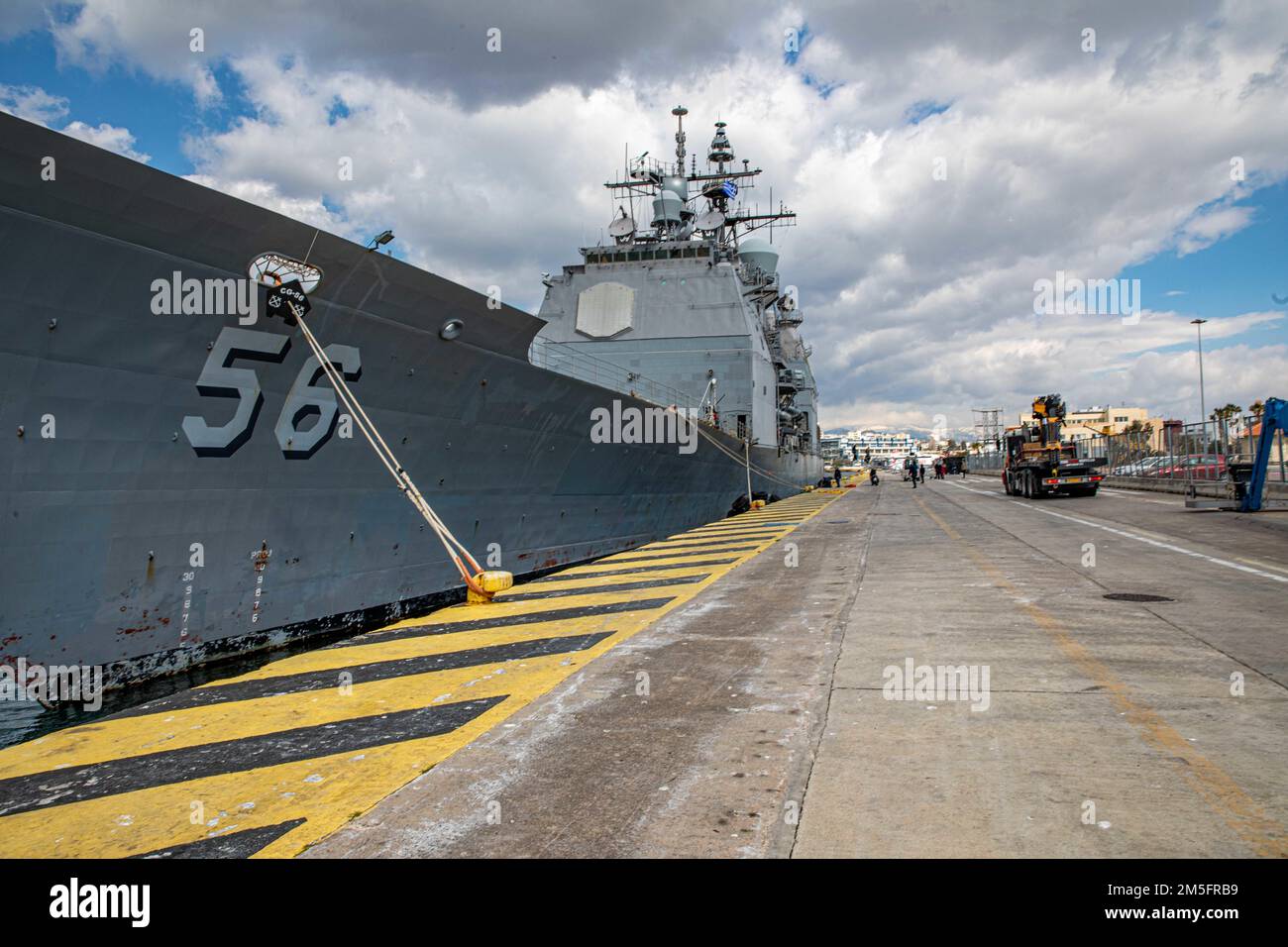 Uss san jacinto cg 56 hires stock photography and images Alamy