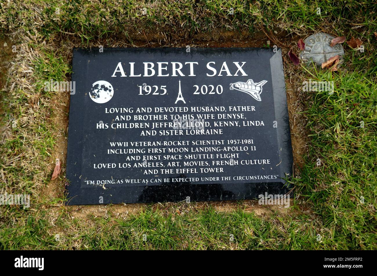 Los Angeles, California, USA 22nd December 2022 Rocket Scientist Albert Sax's Grave at Mount Sinai Memorial Park on December 22, 2022 in Los Angeles, California, USA. Photo by Barry King/Alamy Stock Photo Stock Photo