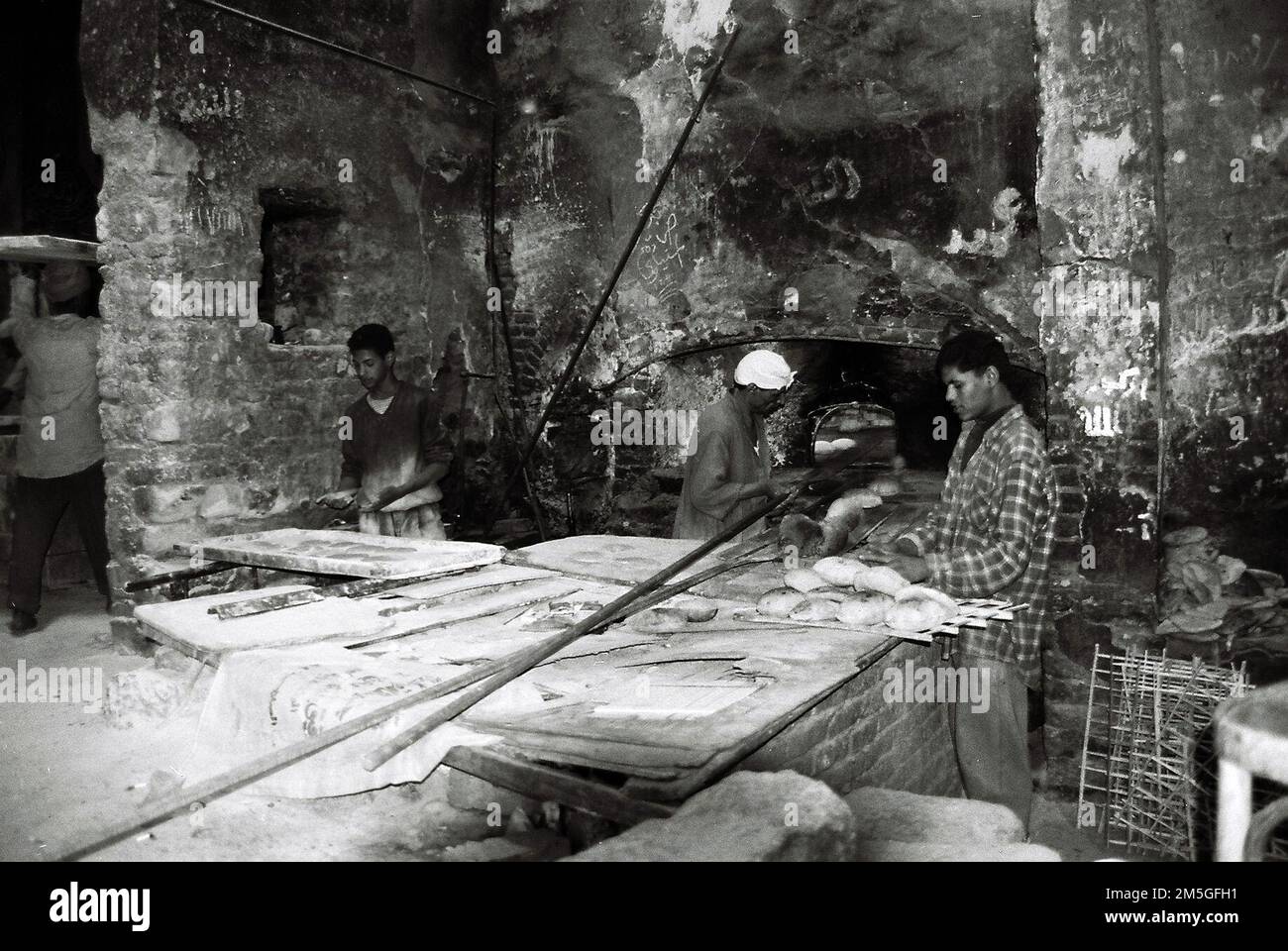 A traditional pita bakery in Islamic Cairo, Cairo, Egypt Stock Photo Alamy