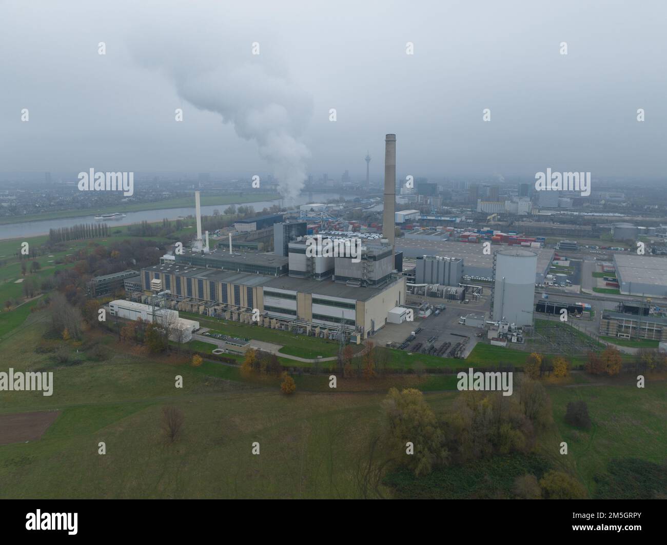 Dusseldorf, 11th of December 2022, Germany. The Lausward combined heat ...