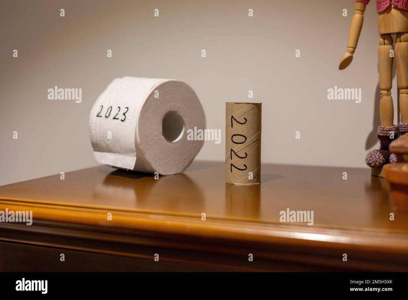 Toilet papers written as 2022 and 2023 which means see the old year go