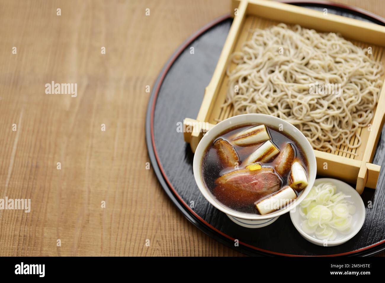 Kamo Seiro ( chilled soba noodles with sliced grilled duck dipping