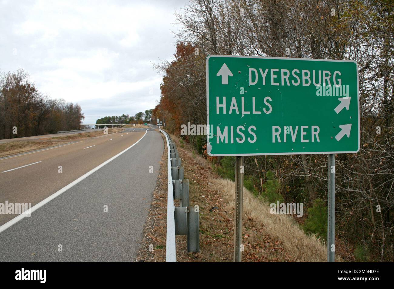 Great River Road Sign for Dyersburg, Halls & Mississippi River. This sign for Dyersburg, Halls