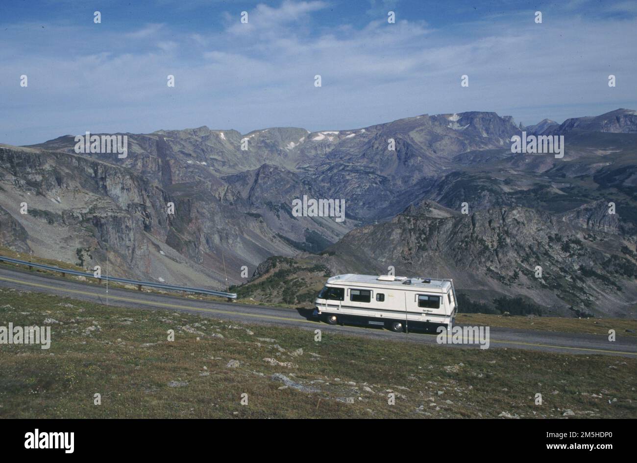Beartooth highway all american road hi-res stock photography and images ...