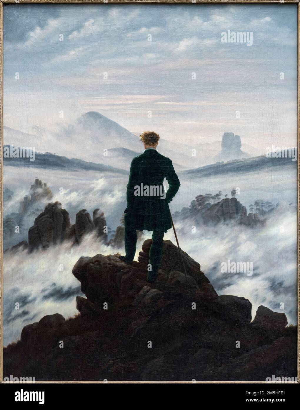Caspar David Friedrich (1774-1840), Wanderer above the Sea of Fog, ca. 1817. Wanderer über dem Nebelmeer. Hamburger Kunsthalle.  Oil on canvas, 94.8 c Stock Photo