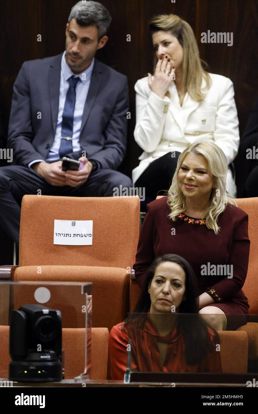 Jerusalem, Israel. 29th Dec, 2022. Sara Netanyahu, the wife of Israeli  Prime Minister-designate Benjamin Netanyahu and Lihi Lapid, the wife of  Yair Lapid attend a special sessionof the Knesset to approve and
