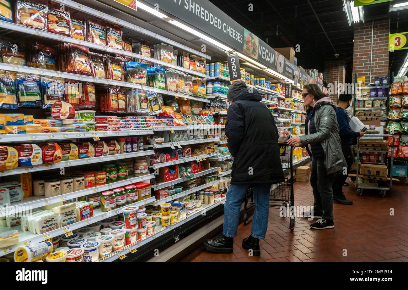 Shopping in a supermarket in New York on Friday, December 23, 2022