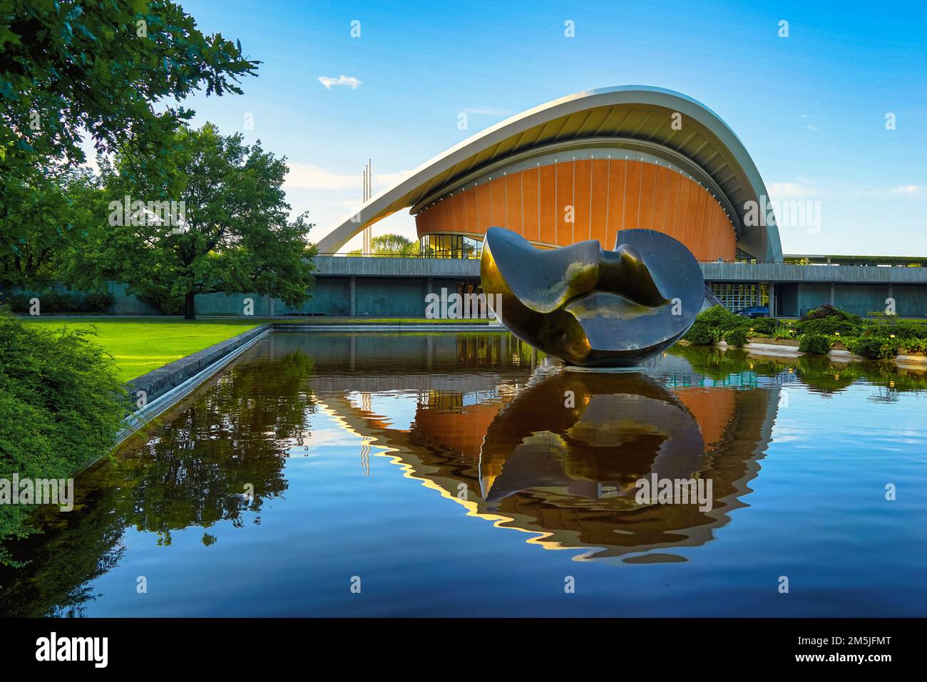 Congress Center „Schwangere Auster“ in Berlin-Tiergarten Stock Photo
