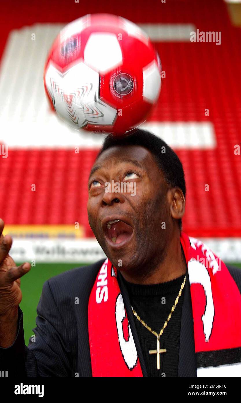 File photo dated 07-11-2007 of Brazilian football legend Pele at Bramall Lane, Sheffield. Brazil great Pele has died at the age of 82, his family have announced on social media. Issue date: Thursday December 29, 2022. Stock Photo