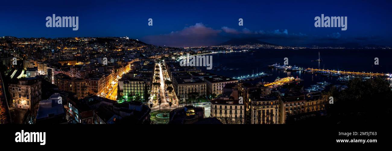 Golfo di Napoli Stock Photo Alamy