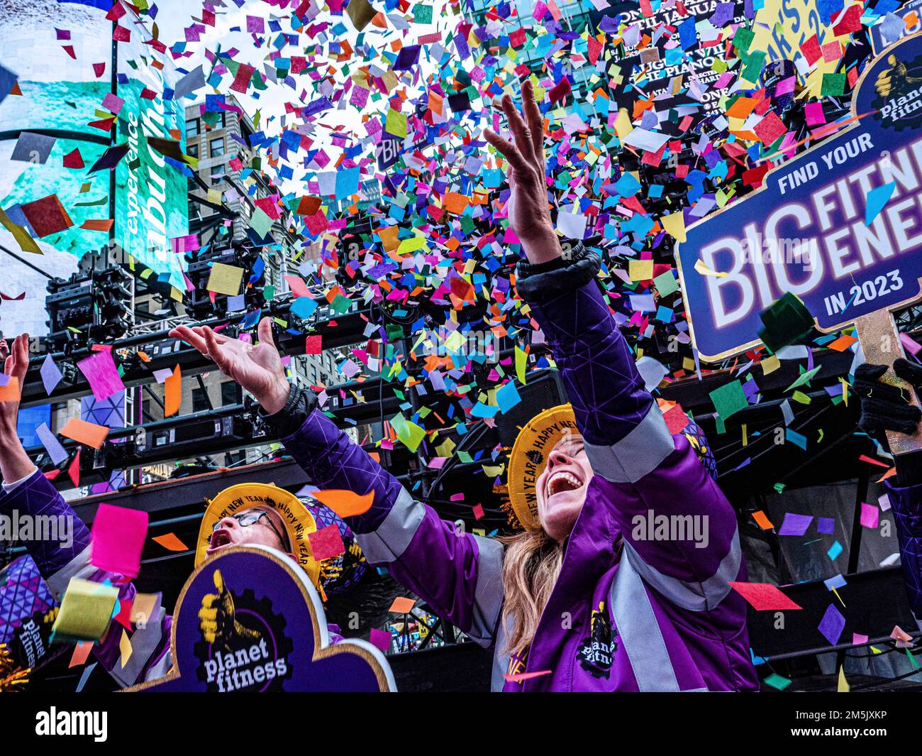 New York, New York, USA. 29th Dec, 2022. Preparations are made with a New Year's Eve confetti test on the Planet Fitness Stage in Times Square Plaza between 45th & 46th Street. Making sure the colorful confetti flows in the wind on actual New Year' Eve where thousands will ring in 2023. (Credit Image: © Milo Hess/ZUMA Press Wire) Stock Photo