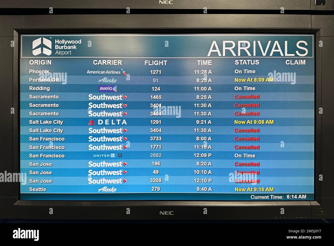 An arrivals flight information monitor with ontime, delayed and
