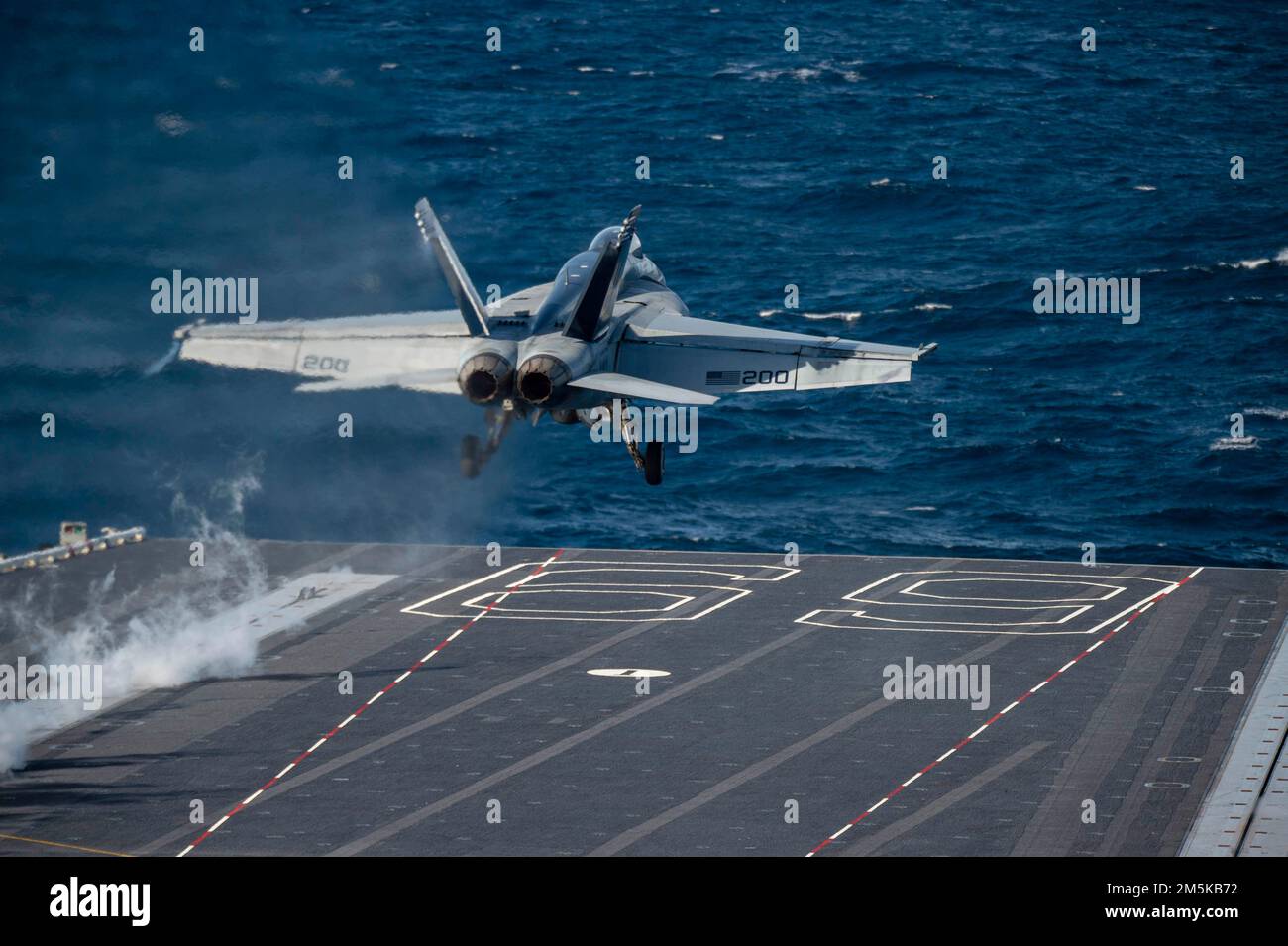 221214NMD7131064 ATLANTIC OCEAN (Dec. 14, 2022) An F/A18E Super