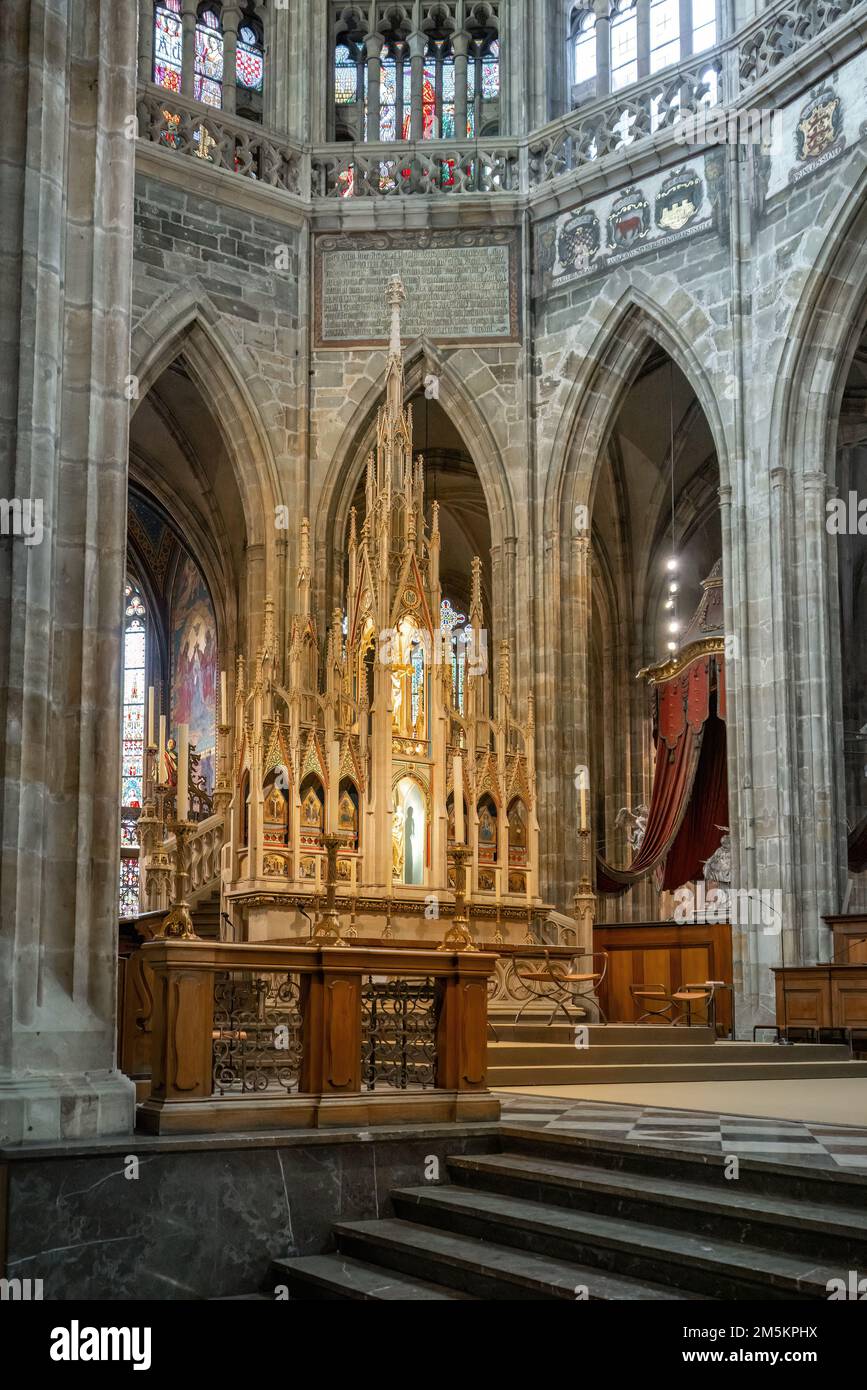 High Altar in St. Vitus Cathedral Interior at Prague Castle - Prague ...