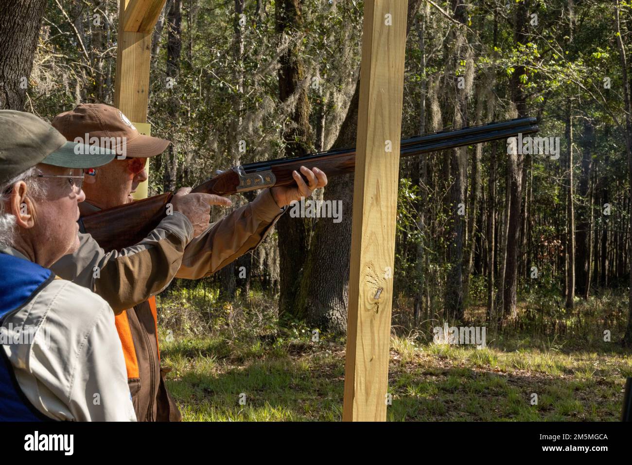 Sporting clays hires stock photography and images Alamy