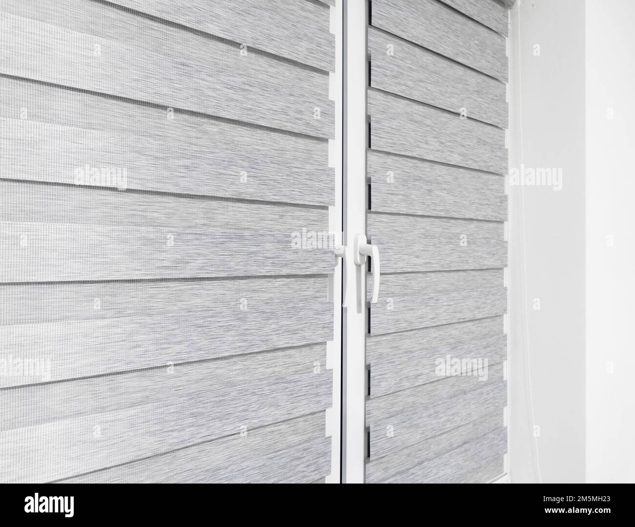 Roller window blinds and curtains, roll jalousie. Plastic or aluminum