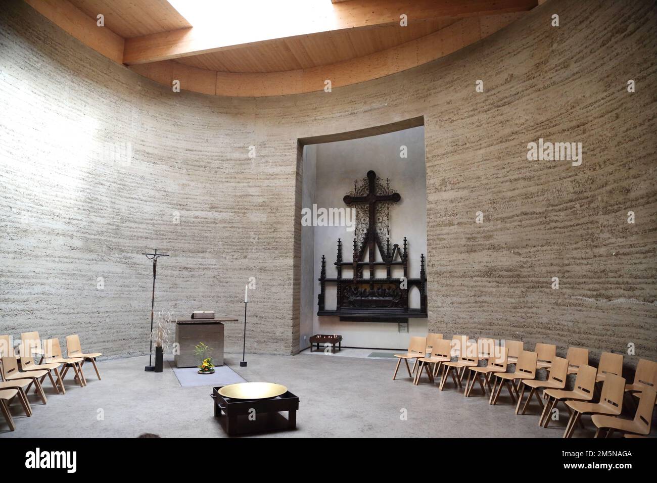 Chapel Reconciliation Berlin Wall Memorial Hi res Stock Photography And chapel-reconciliation-berlin-wall-memorial-hi-res-stock-photography-and
