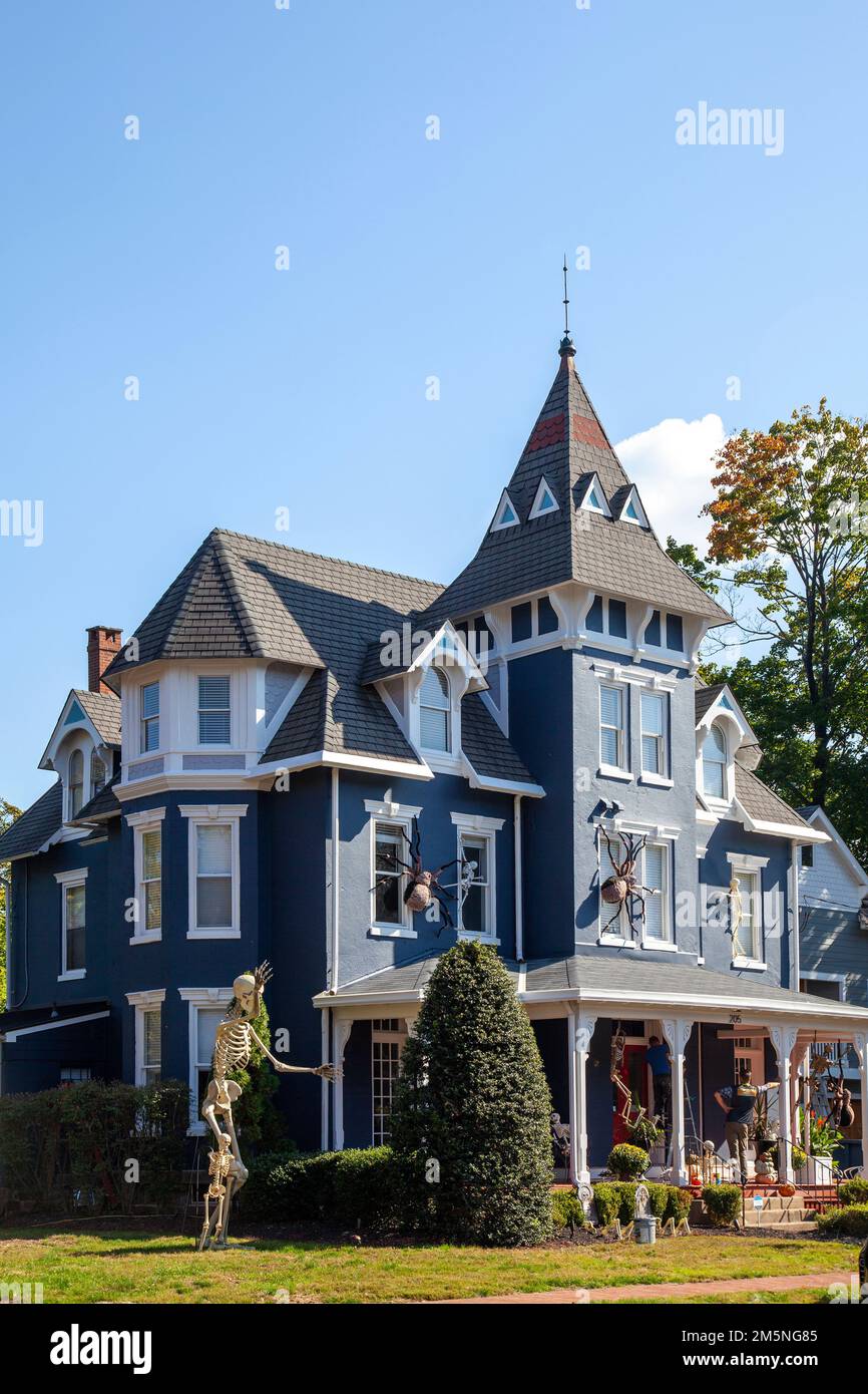 Large House with Halloween Decorations in Newtown, Pennsylvania - USA Stock Photo