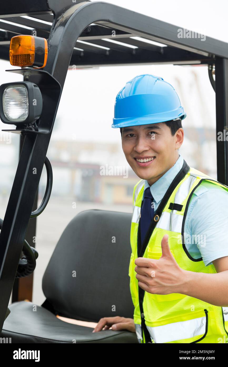Logistics warehouse forklift shu thumb drive Stock Photo Alamy