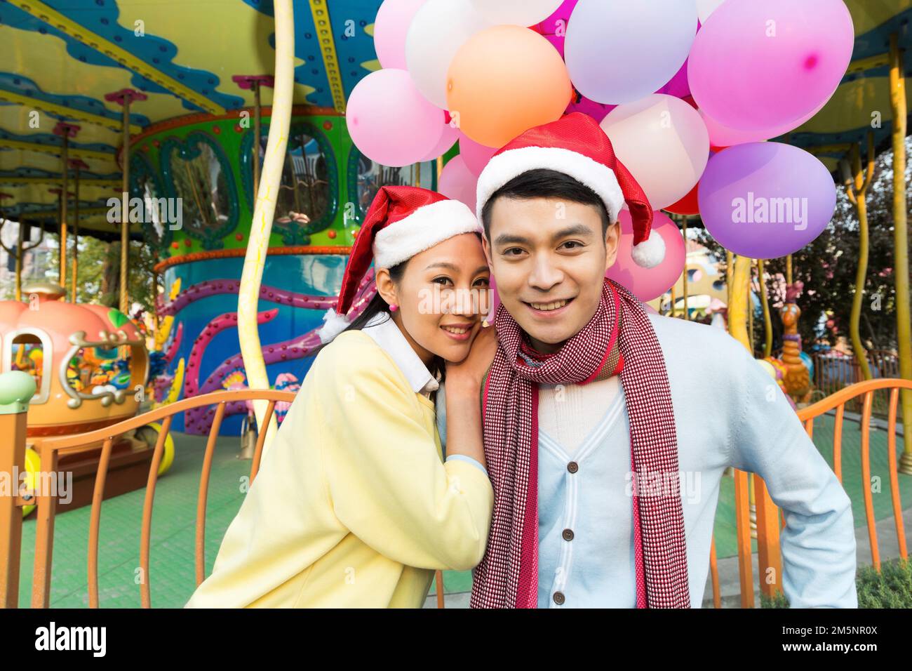Young couple wearing hat in hi-res stock photography and images - Alamy