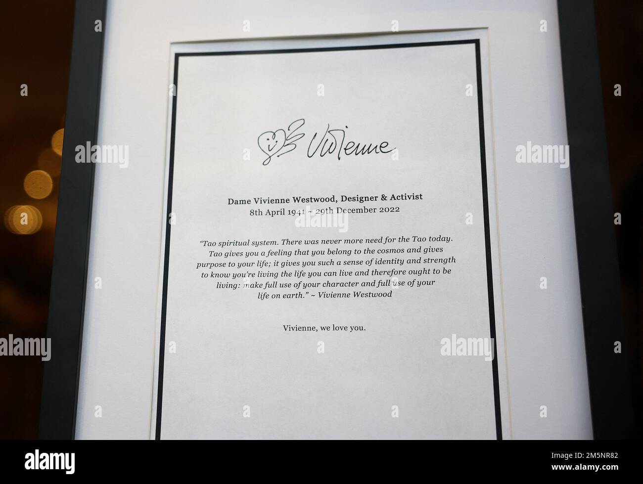 Vivienne Westwood Mayfair Hi res Stock Photography And Images Alamy vivienne-westwood-mayfair-hi-res-stock-photography-and-images-alamy