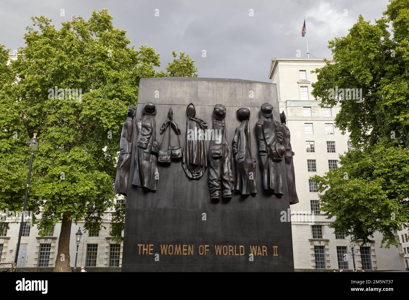 Monument women world war ii hi-res stock photography and images - Alamy