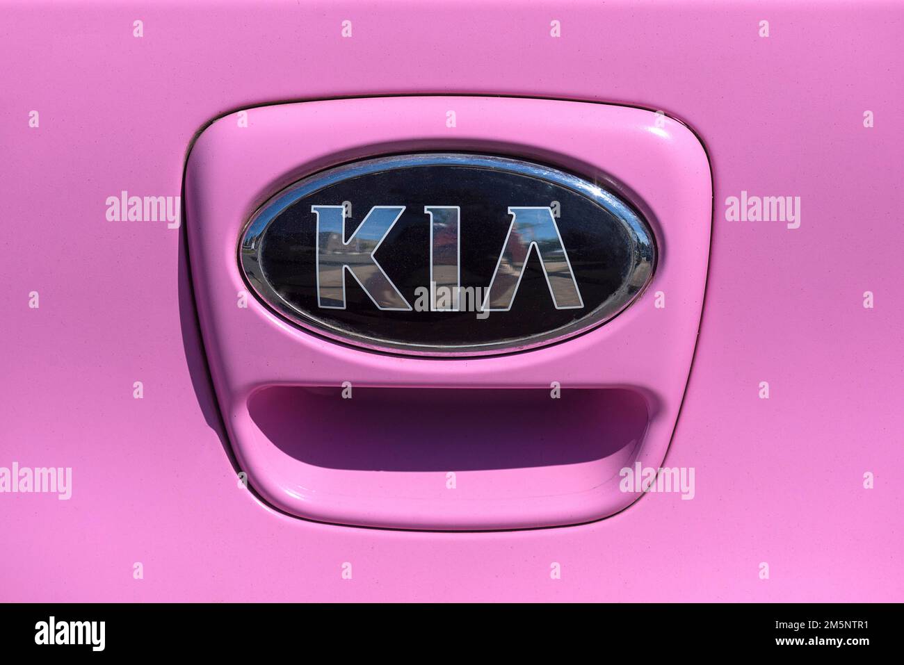 Kia, logo, car brand of the company Hyundai Motor Group, Bavaria, Germany Stock Photo
