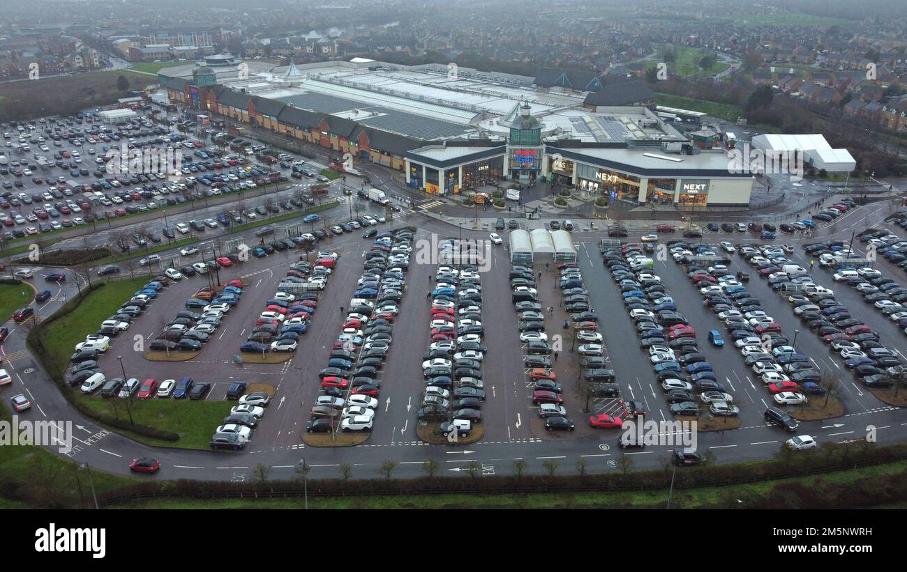 The Tesco eXtra Serpentine Green Shopping Centre car park is packed