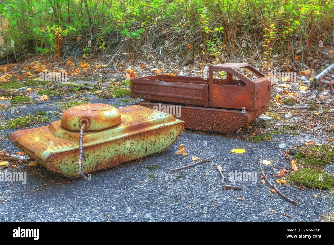 Tank and tracked vehicle, Golden Key kindergarten, Lost Place, Prypyat
