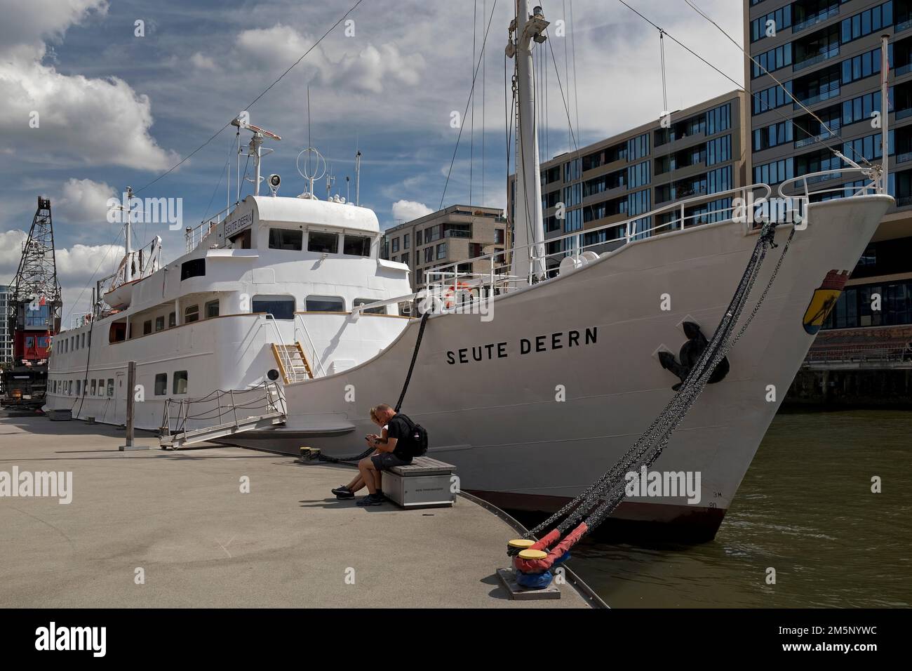 The ship Seute Deern as an event location in Sandtorhafen harbour in