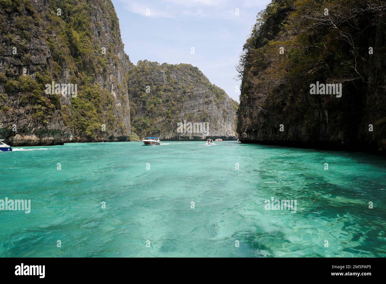 Thailand pipi island waters Stock Photo - Alamy