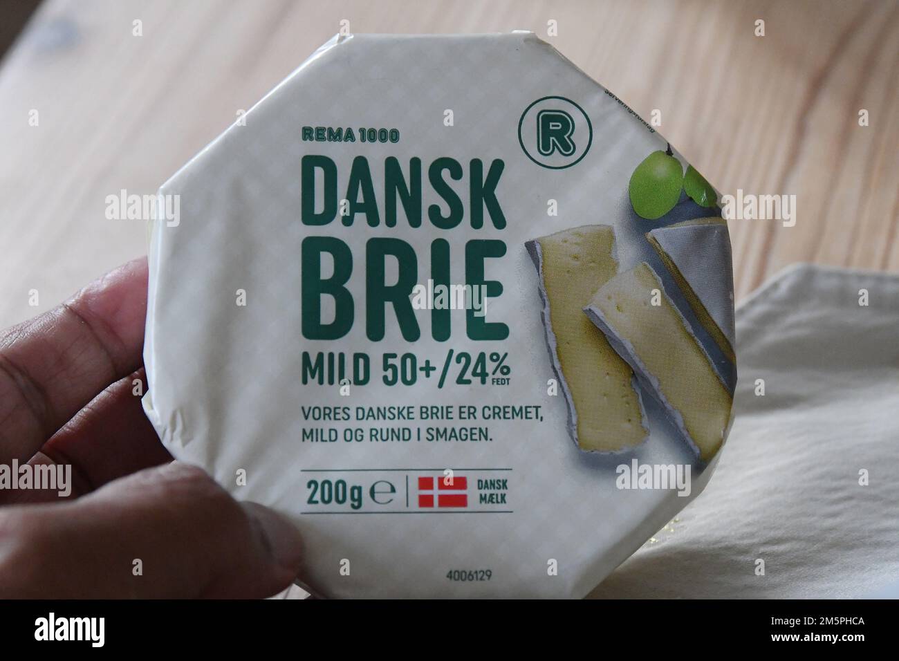 Danske brie hi-res stock photography and images - Alamy