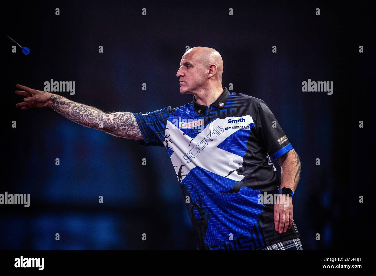 Cazoo world darts championship 2022 23 day thirteen alexandr hires