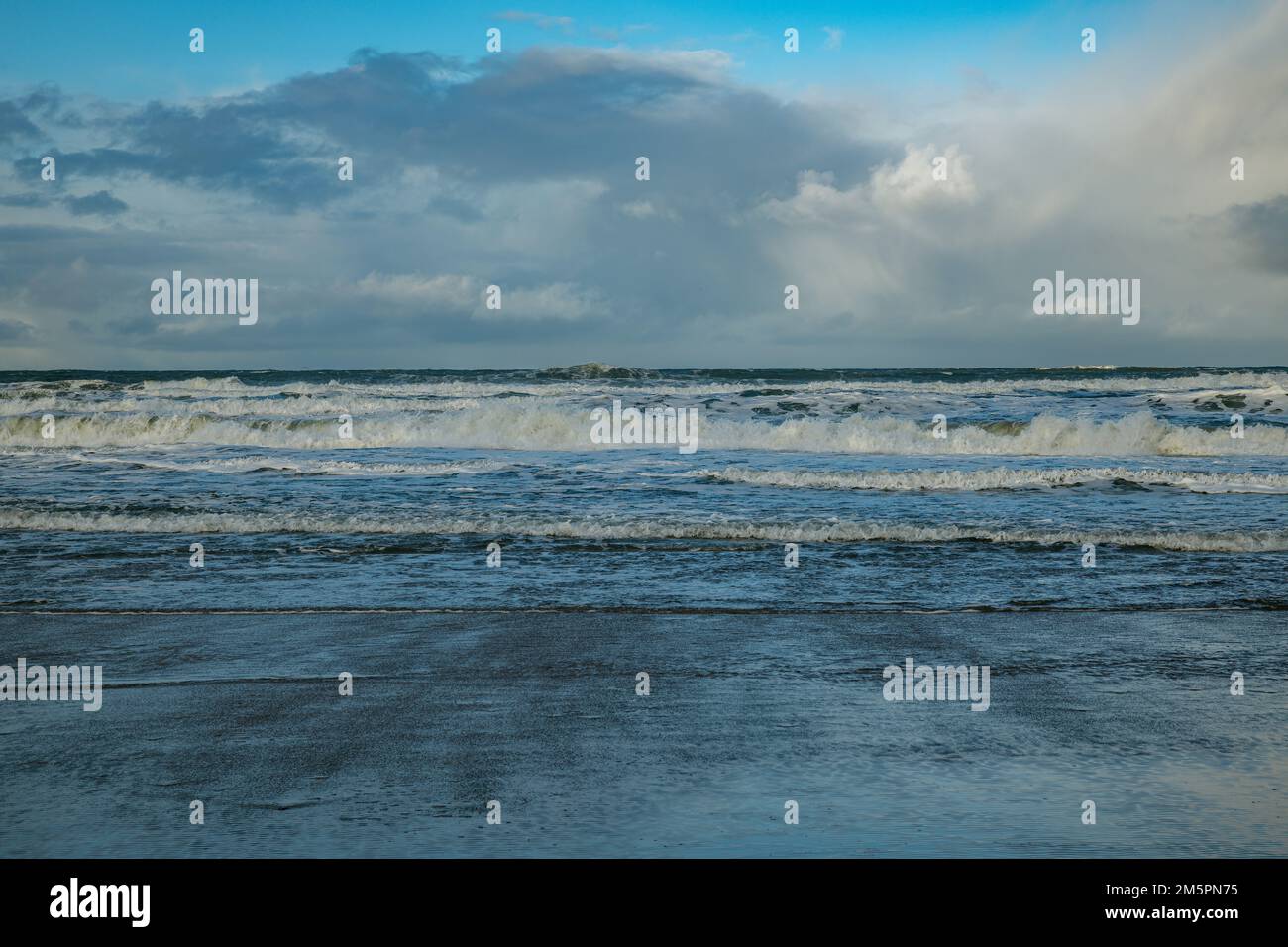 sea waves and sky with clouds Stock Photo - Alamy