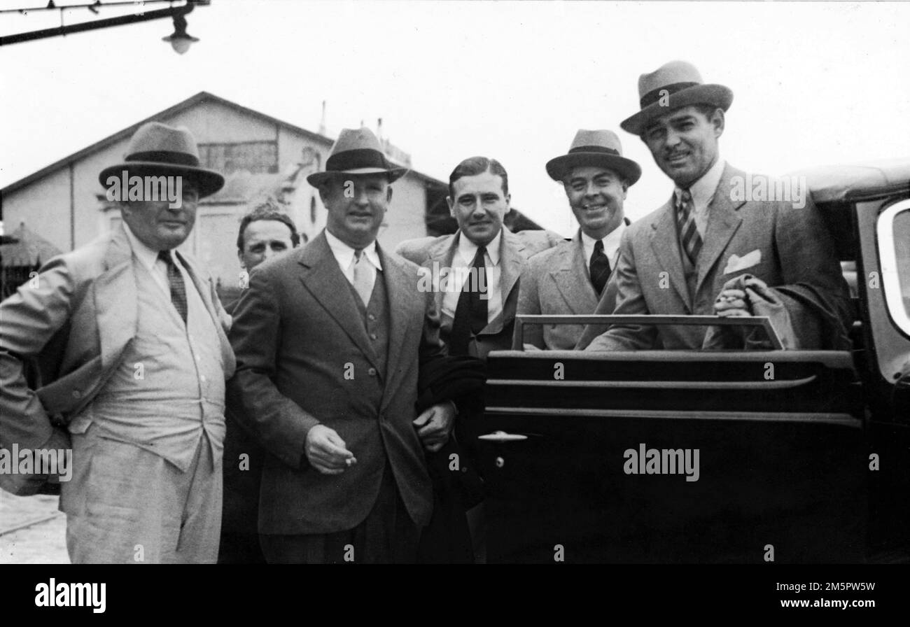 CLARK GABLE in Sao Paulo, Brazil in late October 1935 with PATRICK MULCAHY and EDUARDO MULLER DE CAMPOS President and Manager respectively of American Coffee Company when he was on a trip to Latin America Stock Photo