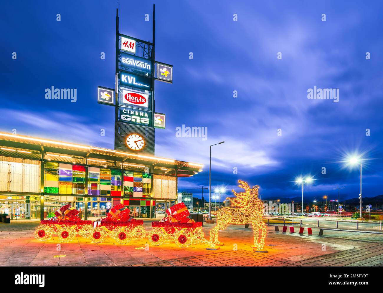 Brasov, Romania - December 2020: Christmas Market decoration on Coresi Shopping Center, largest mall in Transylvania, winter travel destination. Stock Photo