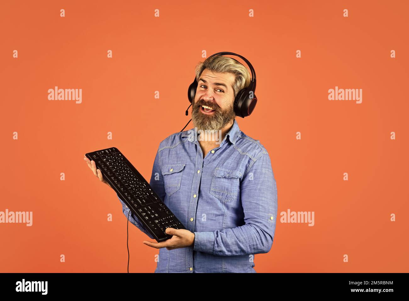 Mobile gadget dependence. Man bearded hipster play smartphone while  girlfriend relaxing near. Internet surfing and social networks. Mobile  internet addiction. Husband addicted internet online games Stock Photo -  Alamy