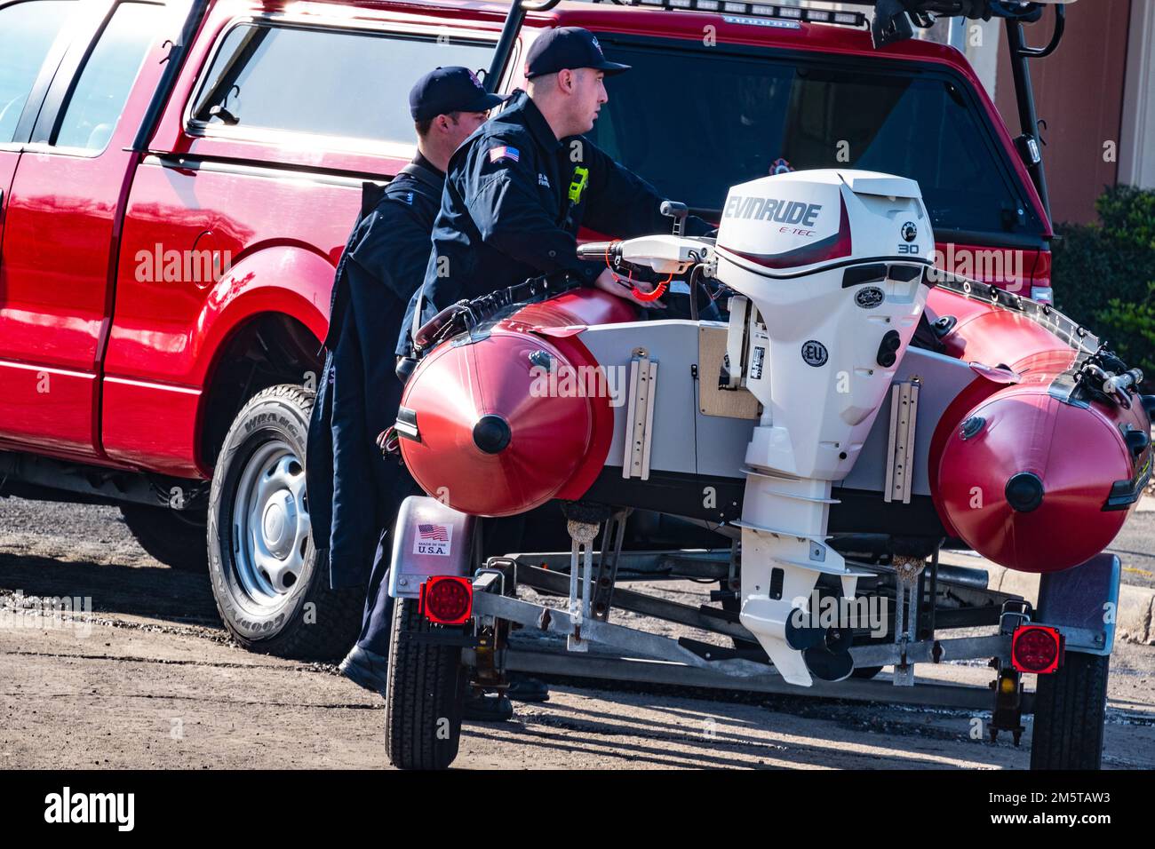 An Alameda Water Rescue team prepare to launch their watercraft from Alameda Island Stock Photo