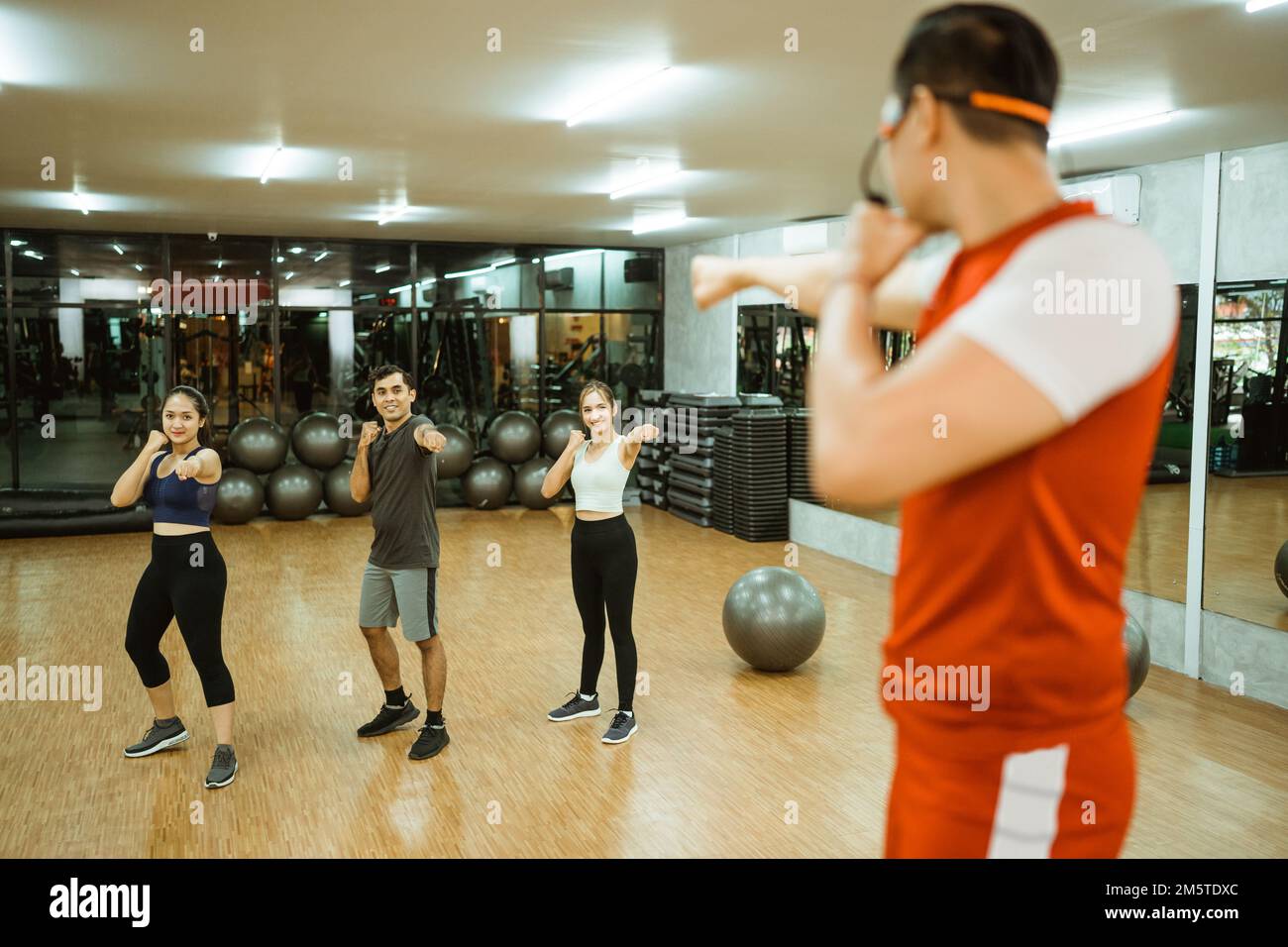 Movements of the body hi-res stock photography and images - Alamy