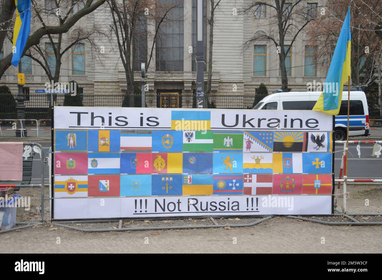 Berlin, Germany - December 17, 2022 - Protests in front of the Russian Embassy at Unter den Linden against the 2022 Russian invasion of Ukraine. (Photo by Markku Rainer Peltonen) Stock Photo