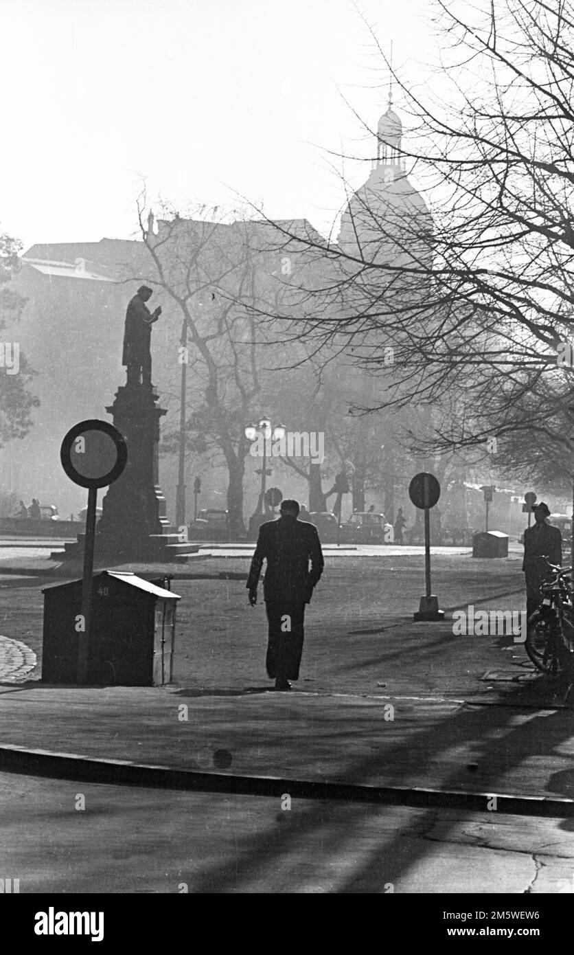 The City of Hanover and the State of Lower Saxony in the 1950s and ...