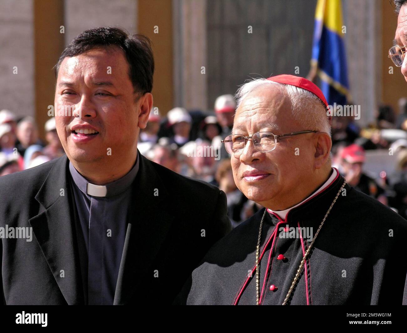 Cardinal vatican hi-res stock photography and images - Alamy