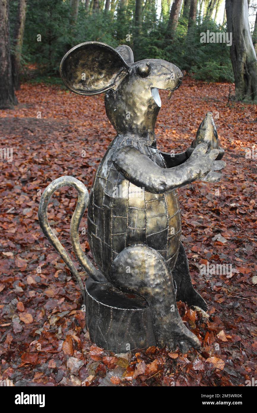 Metal Sculpture Of The Gruffalo's friend the mouse Stock Photo
