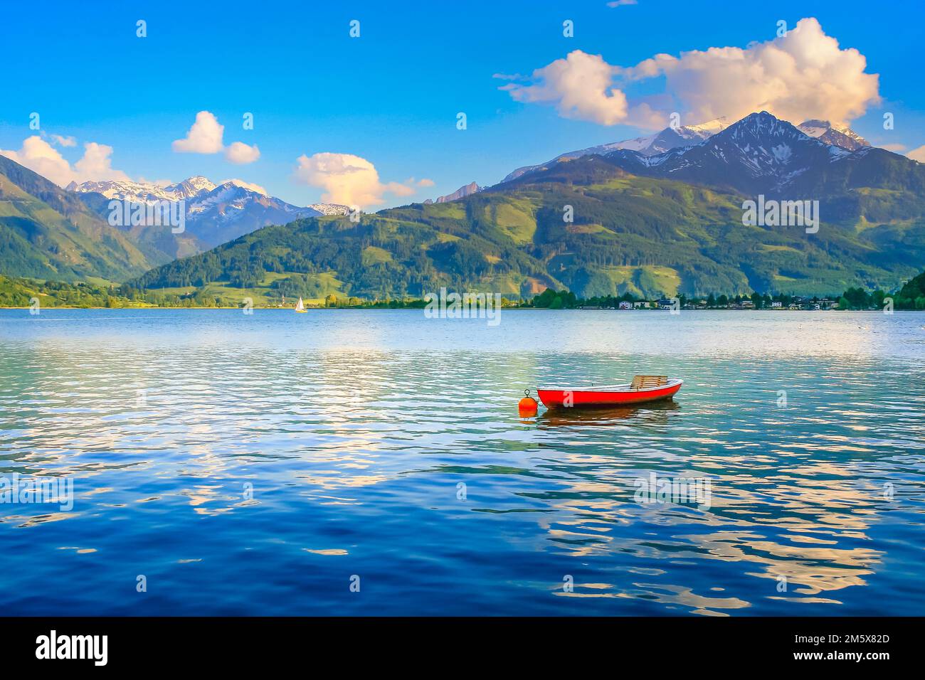 Zell am See and blue lake idyllic landscape in Carinthia, Austria Stock Photo
