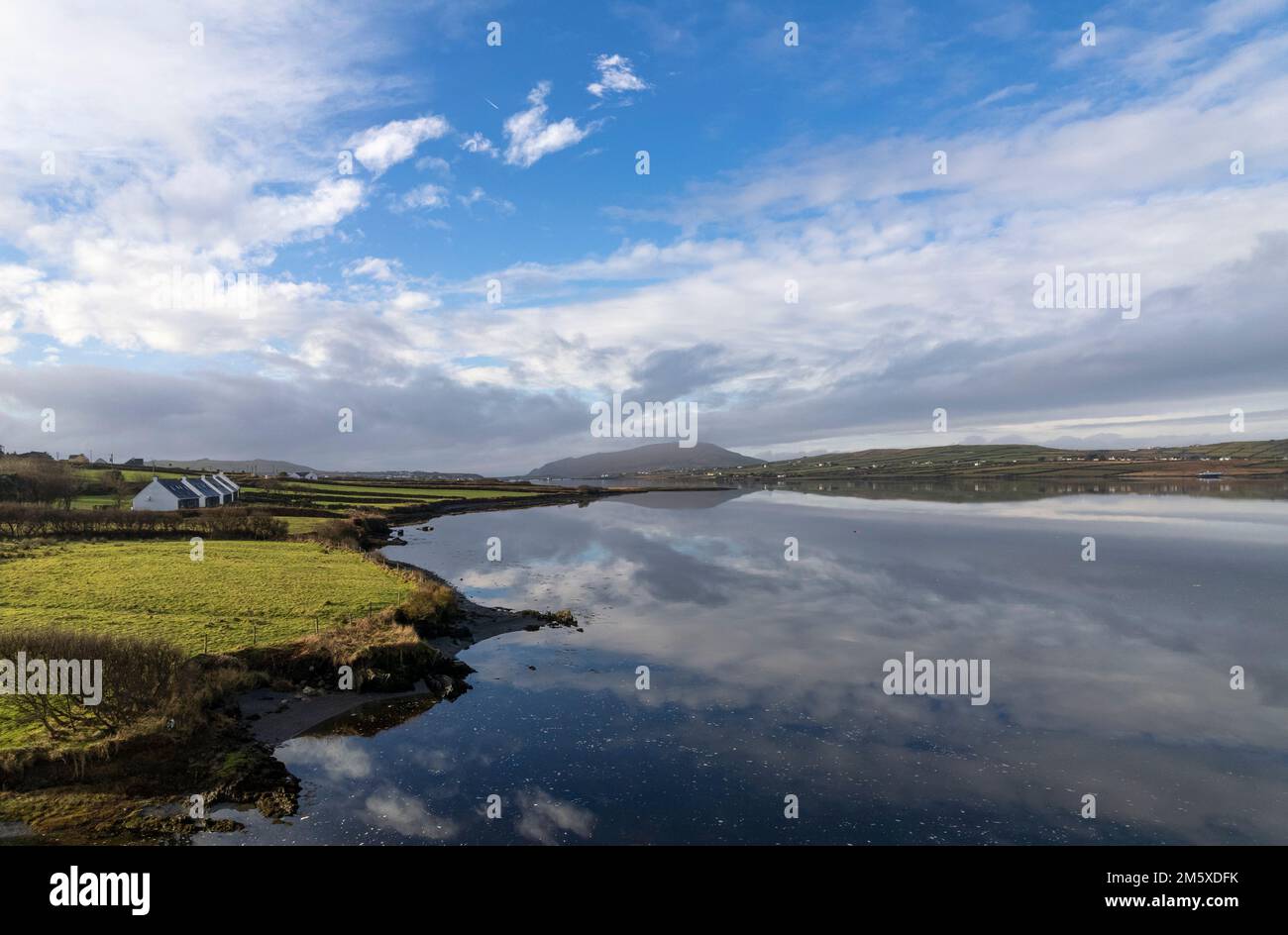 Valentia harbour shoreline, near Portmagee, County Kerry, Ireland Stock Photo