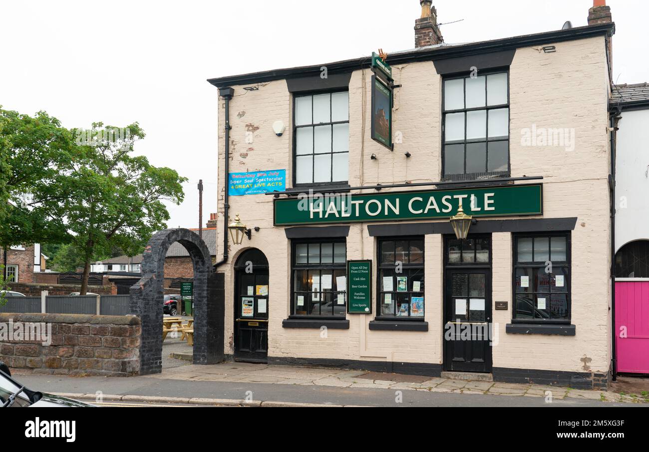 The Halton Castle Pub, 84 Mill Lane, West Derby, Liverpool 12. Image