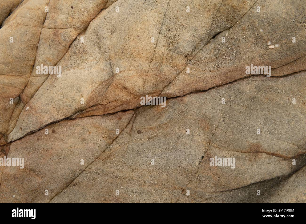 Weathered sedimentary rock hi-res stock photography and images - Alamy