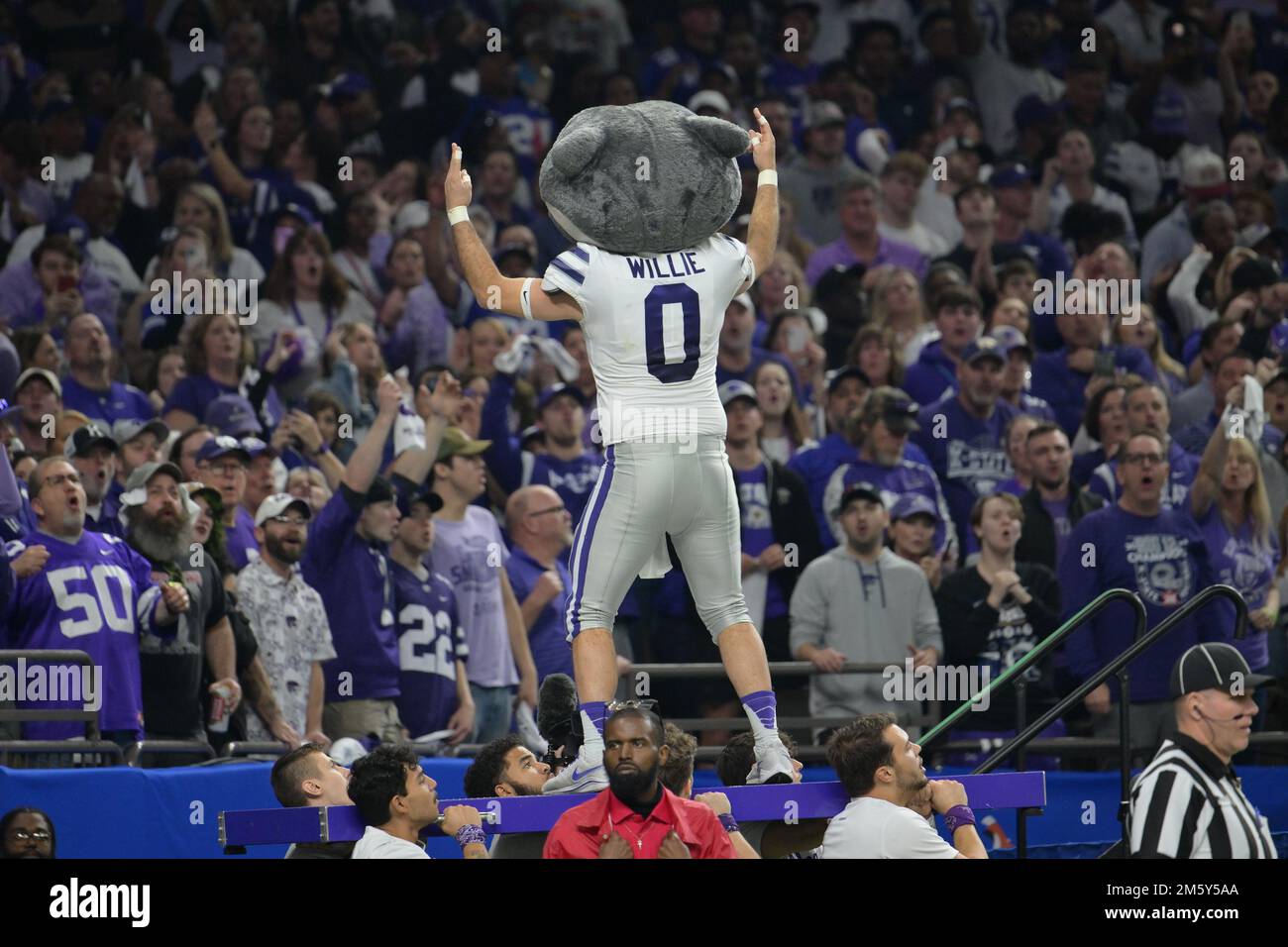 New Orleans, LA, USA. 31st Dec, 2022. Kansas State Wildcats mascot