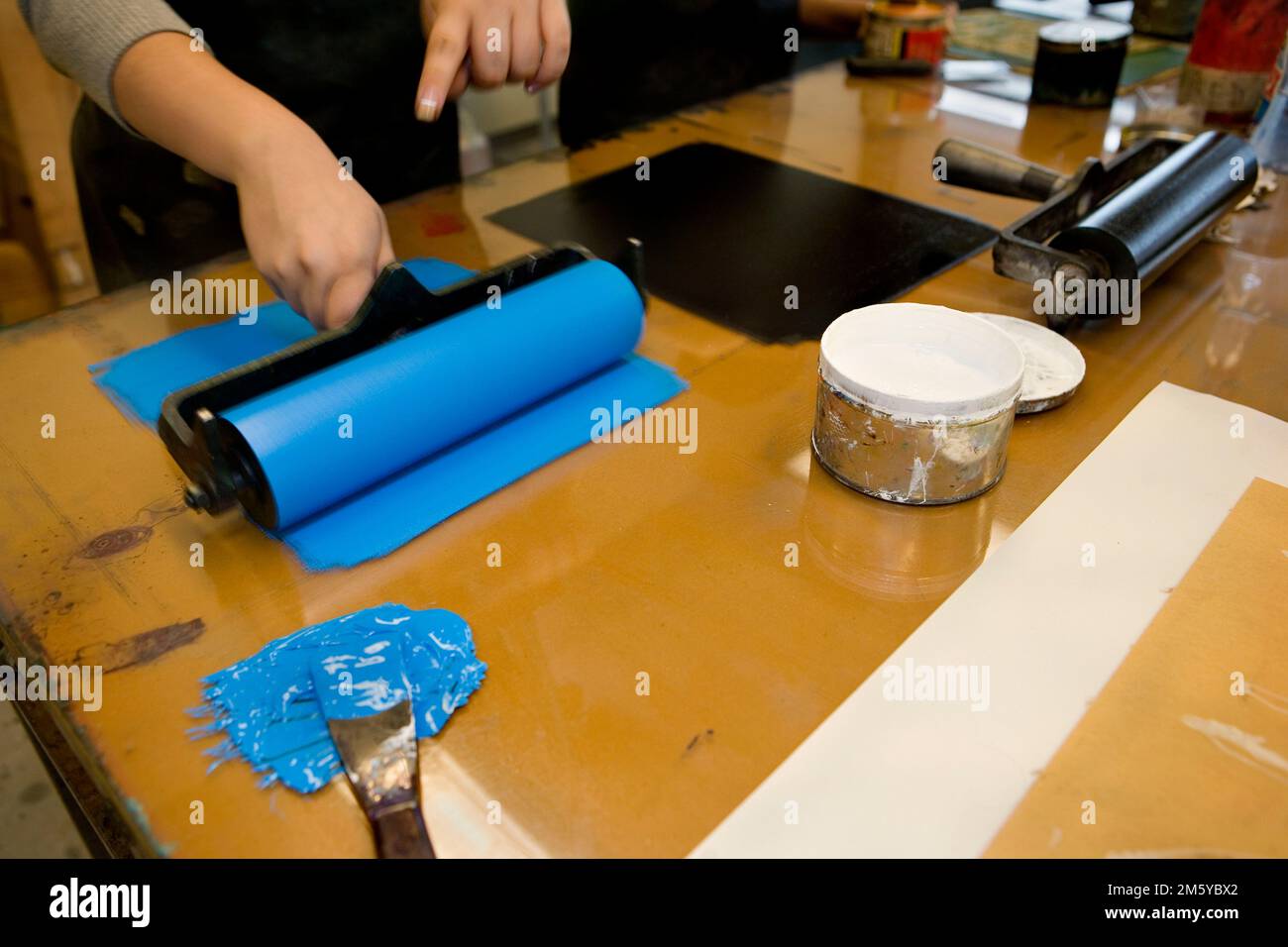 Printing Ink Lab Printmaking hi-res stock photography and images - Alamy