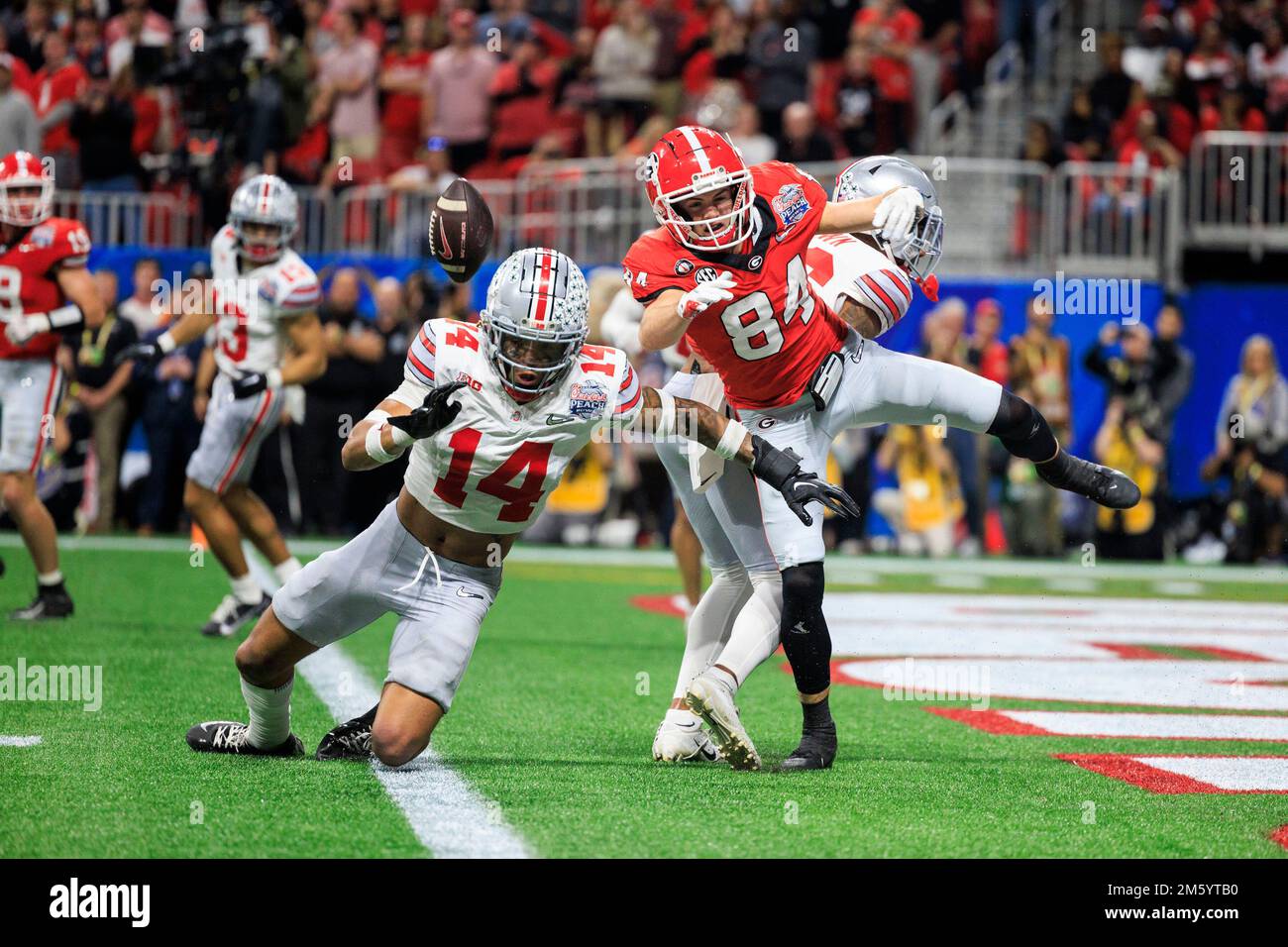 Georgia Bulldogs defeat Ohio State Buckeyes to advance to the